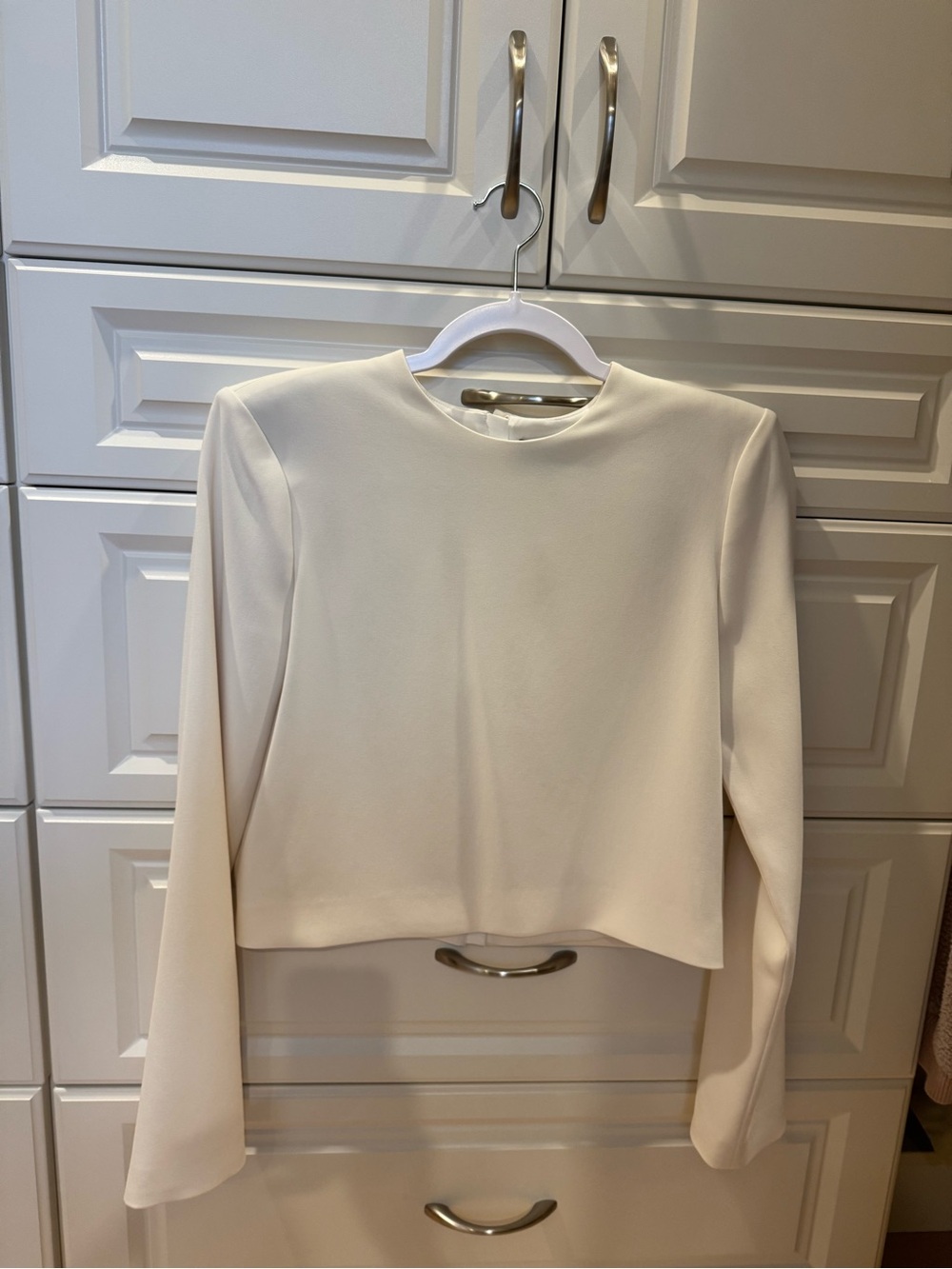 Theory Ivory Long-Sleeve Crewneck Top - Picture 3 of 4